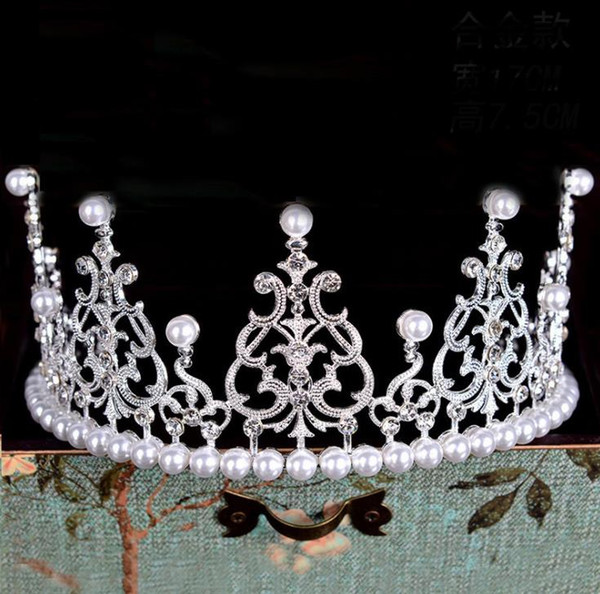 Bridal crown bridal headwear, cake decorating, baking cake decorating crown