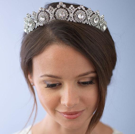 Gorgeous Silver Crystal Tiaras and Crowns Wedding Hair Accessories Tiara Bridal Crown Rhinestone Tiaras for Bride Hair Ornaments