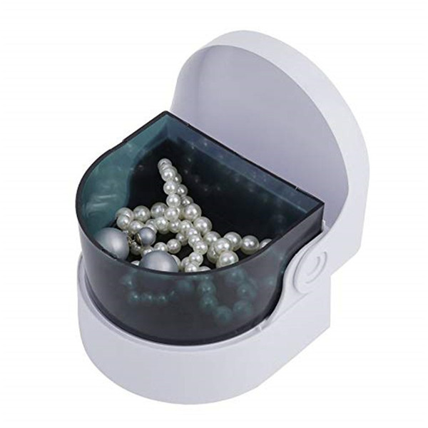 Mini exquisite ultrasonic jewelry cleaning machine, with simple operation, easy to carry and clean the characteristics.