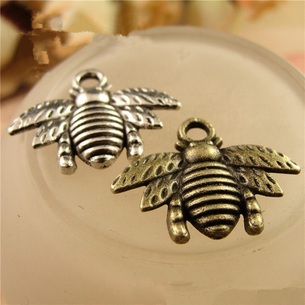 Wholesale - Mini bee small pendant necklace pendant bracelet pendant jewelry charms two color options 16 * 21mm hot handmade A0632