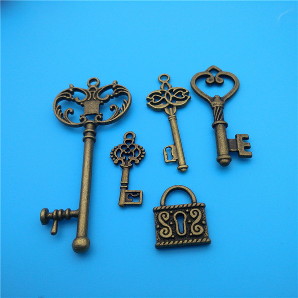 Mixed Tibetan Bronze Lock and key Charms Pendants Jewelry Making Bracelet Necklace Fashion Popular Jewelry Findings Accessories DIY V172