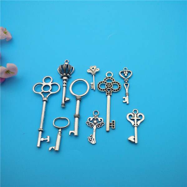 Mixed Tibetan Silver Key Crown Key Cross key Charms Pendants For Jewelry Making Findings Bracelets Handmade Crafts Accessories DIY Gifts