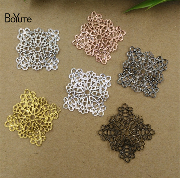 BoYuTe 100Pcs 21MM 7 Colors Wholesale Vintage Flower Charms Filigree Brass Material DIY Jewelry Pendant Charms