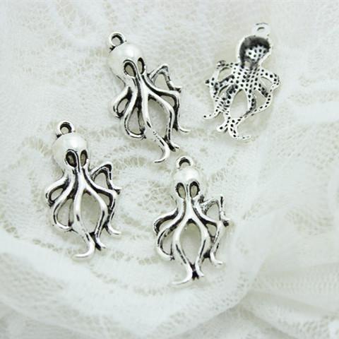 Sweet Bell Wholeslae Free Shipping 17*30mm Antique silver Charm Pendants Octopus In Stock D0516