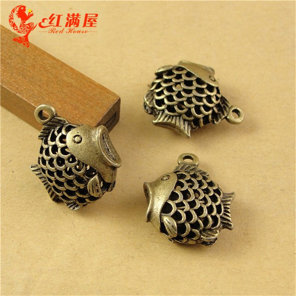 18*17MM Hollow golden fish charm, gold fish KC gold pendant, DIY accessories materials retro jewelry bronze tibetan silver charm