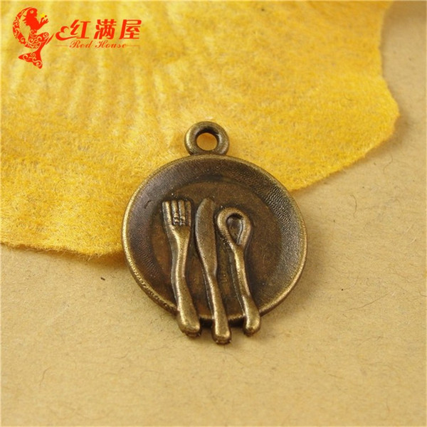 17*15MM Antique Bronze fork spoon + plate charm pendant mobile phone accessories retro ethnic jewelry chandelier for the kitchen