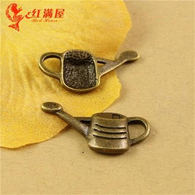 25*11MM Antique Bronze Vintage Retro jewelry material sprinkled kettle charm pendant beads, DIY watering pot charm, Watering can