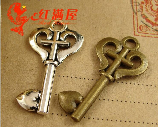 33*17MM Antique Bronze Retro love heart vintage keys charm, Korean new alloy jewelry metal decorative key pendant for bracelet