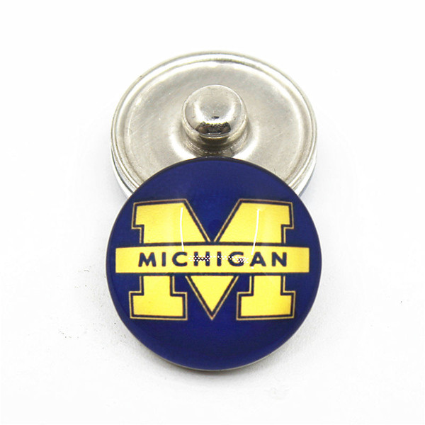 20pcs NCAA Michigan Wolverines Team Sport Charms Ginger Glass Snap Buttons Fit 18mm Snap Women Bracelet&Bangles Necklace Pendant DIY Jewelry