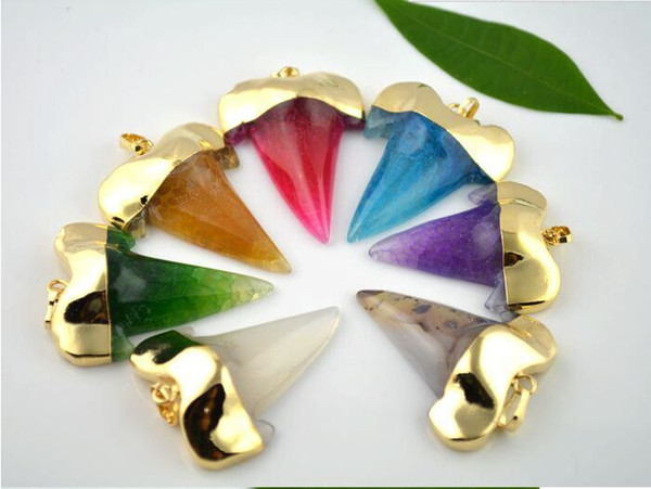 10pcs Hot Sale High Quality Mixed Color Natural Agate Gold Plated Shark Tooth Shape Gem Stone Pendant Charms Jewelry Findings