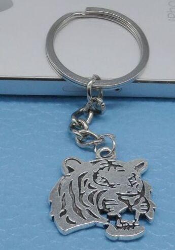 free shipping Fashion 20pcs/lot Key Ring Keychain Jewelry Silver Plated Tiger head Charms