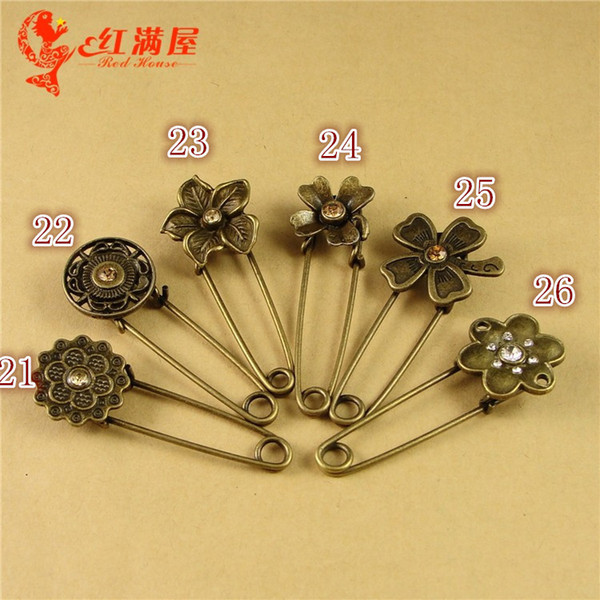 Handmade DIY antique bronze accessories materials ZAKKA Brooch Vintage metal lapel pin jewelry wholesale apparel rhinestone flower charms