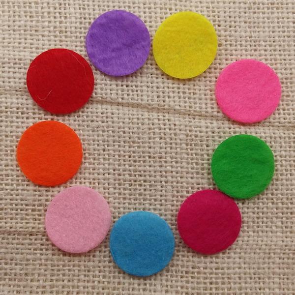 Mixed colors Spacers Round Heart Pompon Felt Pads for Essential Oil Diffuser Perfume Lockets Aromatherapy pendant Necklaces jewelry making