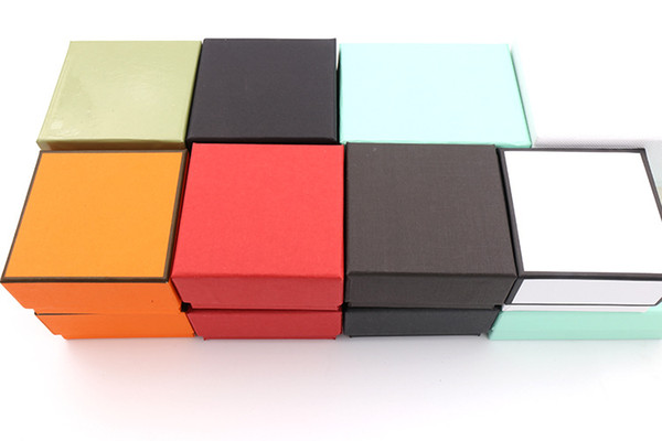 Hot sale Branded name top quality box in 7*7*3.5cm jewelry packing box free shipping PS6820