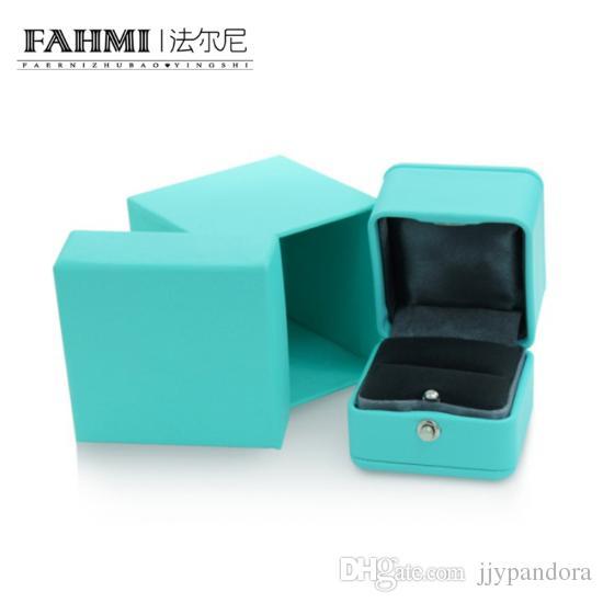 FAHMI Glamour Original Classic Jewelry Beautiful Protective Box High-End Ring Box Suitable For Valentine's Day Wedding.