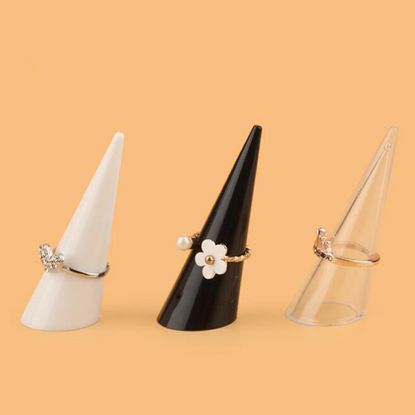 Mini Acrylic Jewelry Finger Ring Holder Triangle Cone Ring Exhibition Shelf Jewelry Display Shelf Rack Stand 3 colors