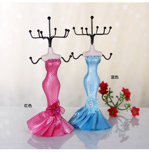 Creative Resin Mannequ jewelry display stand necklace earrings rings jewelry storage rack 18cm mini model shape jewelries display props