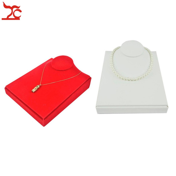 Luxury Jewelry Display Bust Red Velvet Necklace Stand Horizontal White PU Pendant Holder Wooden Pearl Jewelry Mannequin Stand