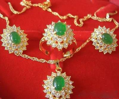 Emerald Jade 18K GP Crystal Pendant Necklace Earrings Ring / Gemstone Jewelry Sets