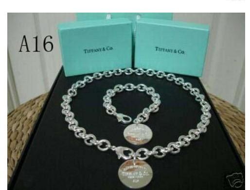 free shipping 2019 New Fashion Jewelry Curb Bracelets Necklace chains tiffany925 silver AAA bead Set with boxes