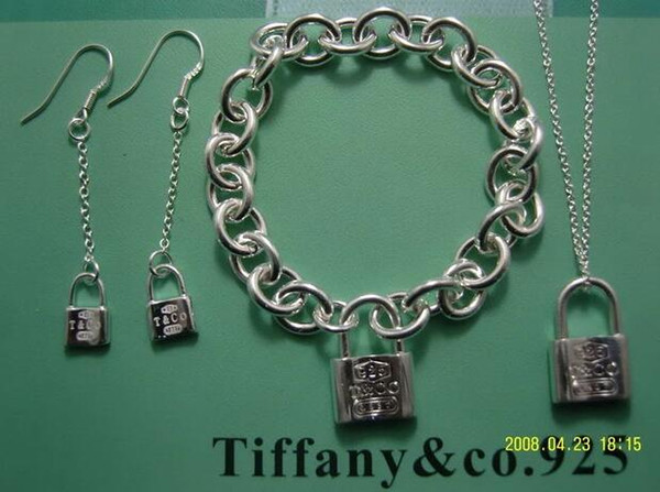 2019 New Tiffany925 Sterling Silver jewelry Necklaces Necklace Bracelet Lock Accessories logo necklace lady Christmas gift