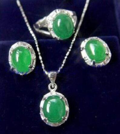 Natural jade verde pendientes colgante anillo conjunto