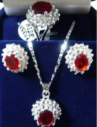 Charming! Red Rhinestone Necklace Earring Ring Sets> Watch Plating on wholesale crystal quartz stone