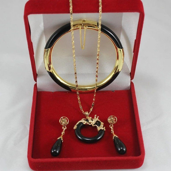 Fine Jewellery 18k yellow gold black jade Earring Pendant Bracelet Set