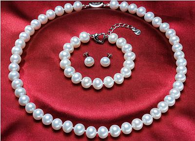 set of 10-11mm south sea round white pearl necklace& bralcet &earring