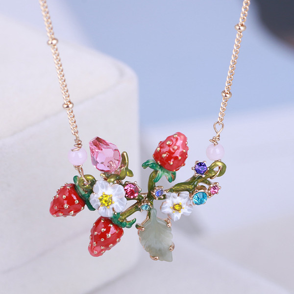 Luxury Wedding Jewelry Set For Women 2019 New Fashion Gold Glaze Necklace Fruit Strawberry Charm Pendant Necklace Earrings Rings Chains