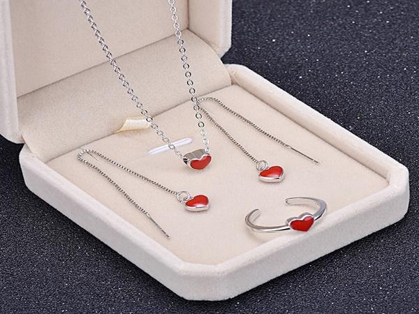 Imitation silver heart necklace with a simple girl heart short red love collarbone chain girl valentine's day gift 2018 summer hot style