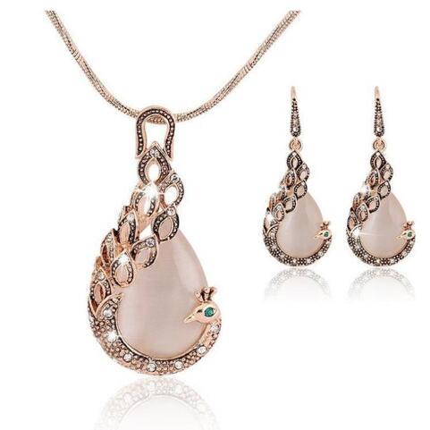 Europe and the United States and creative peacock jewelry set hot selling Necklace Earrings two sets of wholesale