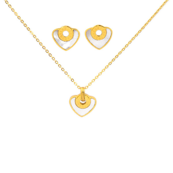 Fashion Heart-shaped Necklaces Earrings Set Luxury Heart Charms Necklaces Stud Earrings Womens Jewelry Sets Lover Gifts