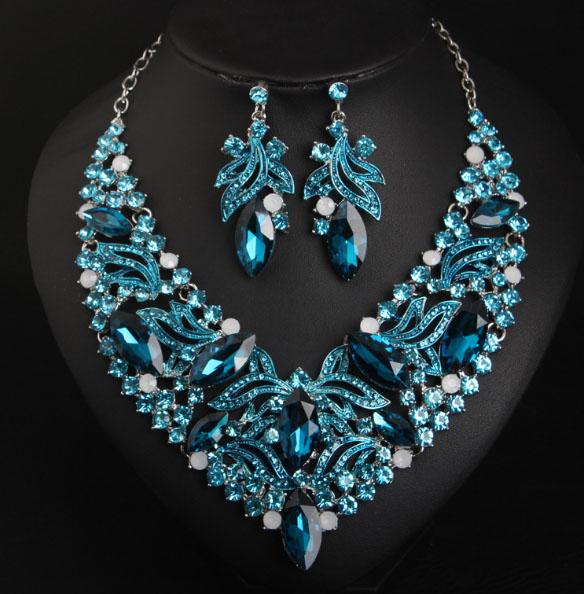 Europe and the United States exaggerated crystal necklace earrings jewelry set dress dress dinner bridal accessories