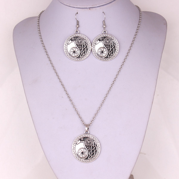 Drop shipping Fashion Raven Pendant Jewelry Sets- Morrigan Crow Raven Yin Yang Amulet Necklace Earring Set