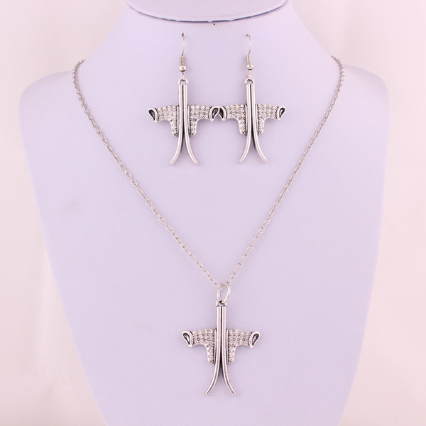 New Arrival Antique Sliver Plated Skis And Ski Boots Pendant Necklace Earring Jewelry Set Trade Assurance Service