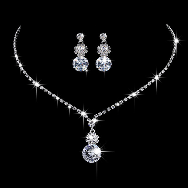 Zircon Necklace Earrings Romantic Bride Shiny Wedding Jewelry Set Geometric Silver Plated Copper Pendant Necklaces Accessories Wholesale