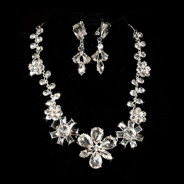 Bridal Crystal Necklace Earrings Jewelry Sets Two-piece Outfit Bride Wedding Dress Accessories Wholesale Women Earrings & Necklace Set