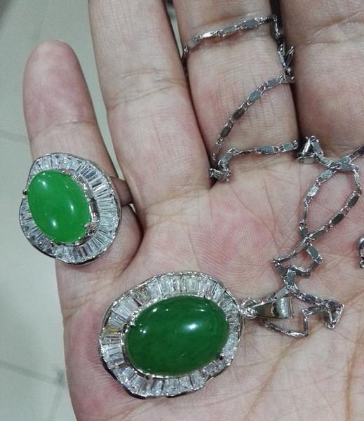 Beautiful Green Jade Crystal Silver Ring Pendant Necklace Jewelry Set