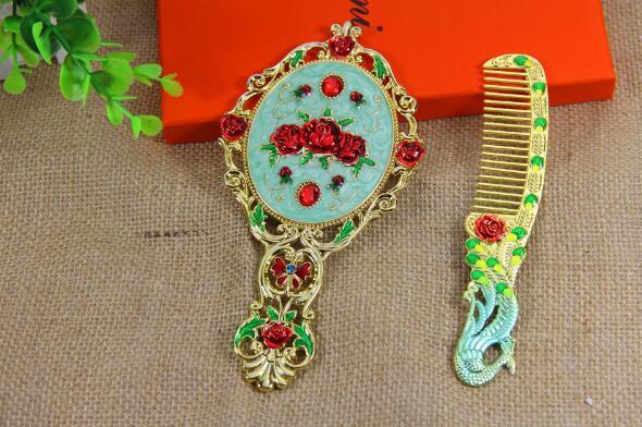 Handmade enamel color diamond wedding gift tin alloy makeup mirror and comb combination