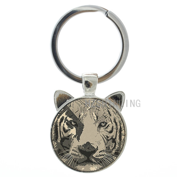 TAFREE Vintage men keychain jewelry wild animal king of the forest tiger key chain ring holder new fashion friends birthday gifts CN471