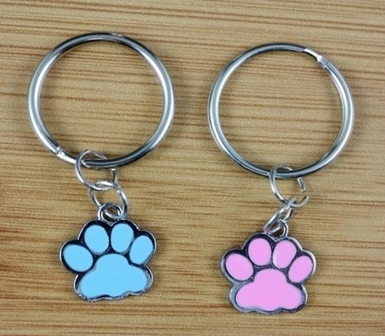 Mixed 50pcs Vintage Silver Enamel Dog Paw Prints Charm Keychain Ring For Keys Car Key Ring Souvenir Gift Couple Accessories Z176