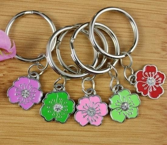 50PCS Free Shipping Fashion Vintage Silvers Charms Mixed Enamel Rhinestone Flower Keychain For Car Key Ring Accessories N1586