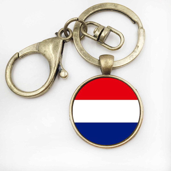 Vintage NetherlandsLatvia Flag Pendant Key Chain Jewelry WomenMen Bag Keychain Round Glass Silver Plated Key Ring