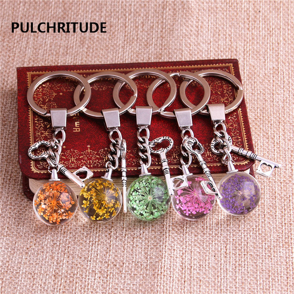 2 pcs/lot Metal KeyChain Crystal Glass Ball Dried Flower Pendant Heart Small Key Charm Key Ring Jewelry Diy C0531