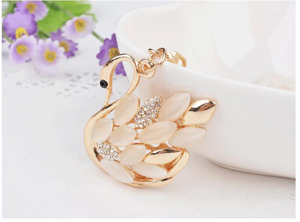 2019 Crystal Keychain Girl Creative Swan Car Keyring Purse Messenger Bag Backpack Jewelry Key Chain Key Rings Pendant Gift