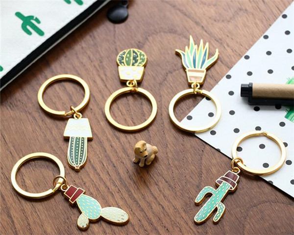 500pcs Cactus Keychains Mini Cute Gold Color Potted Plant Cactus Shape Key Rings Chains Holder For Women Bag Charm Pendant Jewelry J103