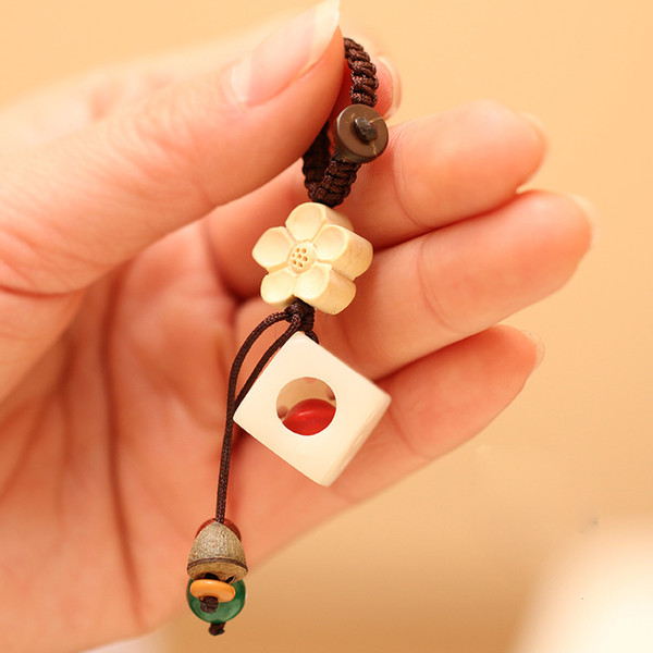 Ancient Chinese style, Exquisitely long dice, Acacia bean,lovesickness, key chain, pendant, car accessories, miss,lovers gift.