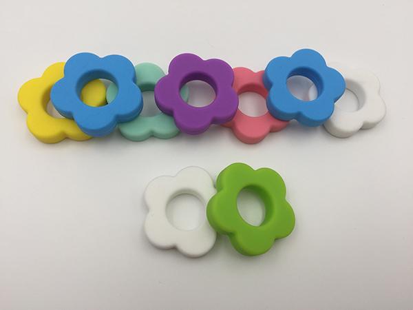 Necklace Pendant Silicone Teething Beads Sunflower Loose Beads Food Grade Silicone Teethers DIY Jewelry Necklace Pendant Baby Teether Charms