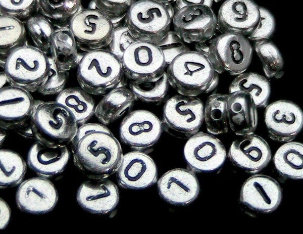 1000pcs/lot Silver Mixed Alphabet Letter Coin Round Flat Loose Spacer Beads For Charms Bracelets Necklace Earrings Handmade Jewelry Findings